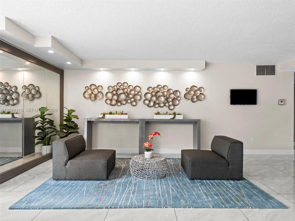16546 NE 26th Ave #4G North Miami Beach, FL 33160