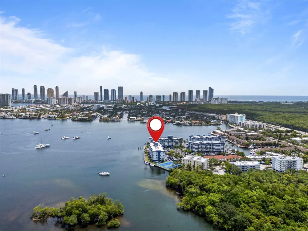 16546 NE 26th Ave #4G North Miami Beach, FL 33160