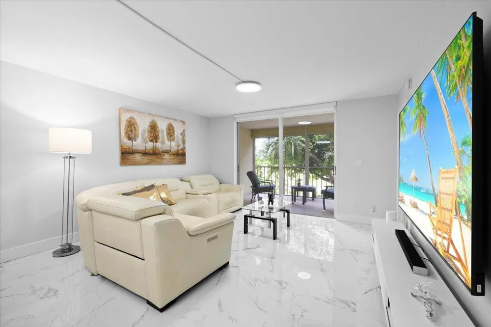 4570 NW 18TH AVENUE #310 Deerfield Beach, FL 33064
