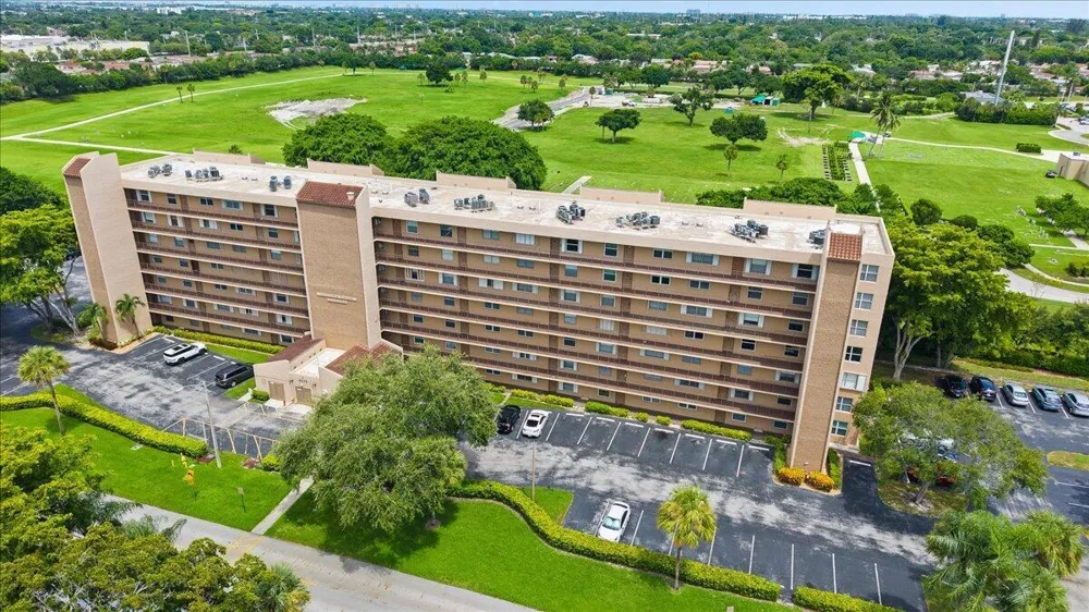 4570 NW 18TH AVENUE #310 Deerfield Beach, FL 33064
