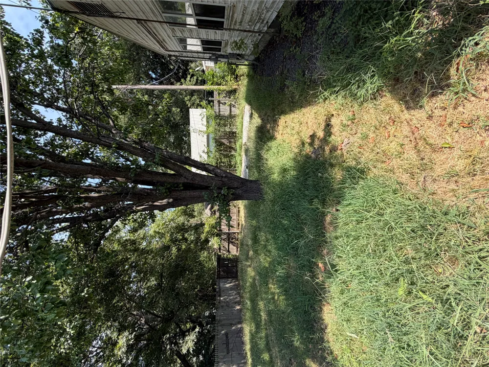 818 North Muskogee, OK 74403
