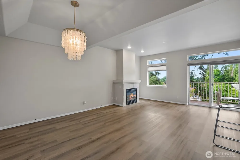 4133 156th Street SW #13 Lynnwood, WA 98087