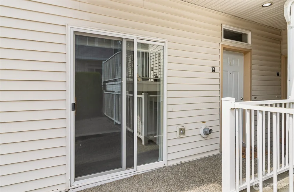 4133 156th Street SW #13 Lynnwood, WA 98087