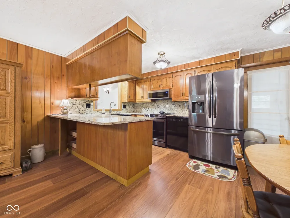 1311 400 E Anderson, IN 46012