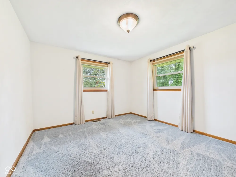 1311 400 E Anderson, IN 46012