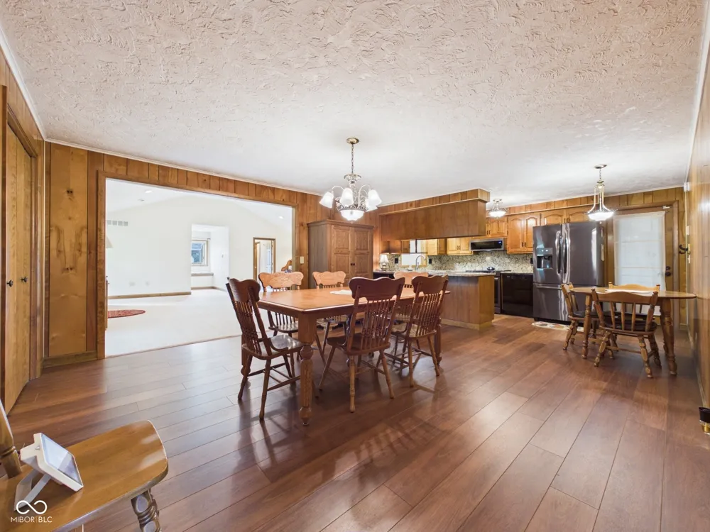 1311 400 E Anderson, IN 46012