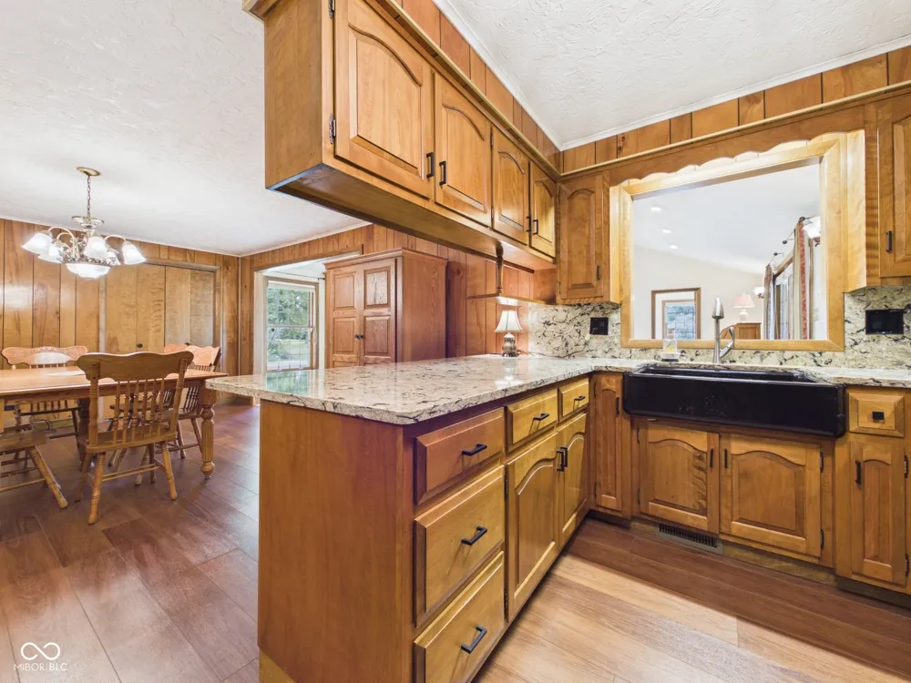 1311 400 E Anderson, IN 46012