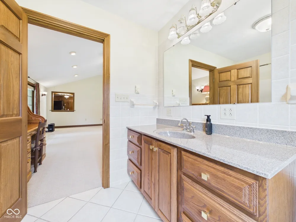 1311 400 E Anderson, IN 46012