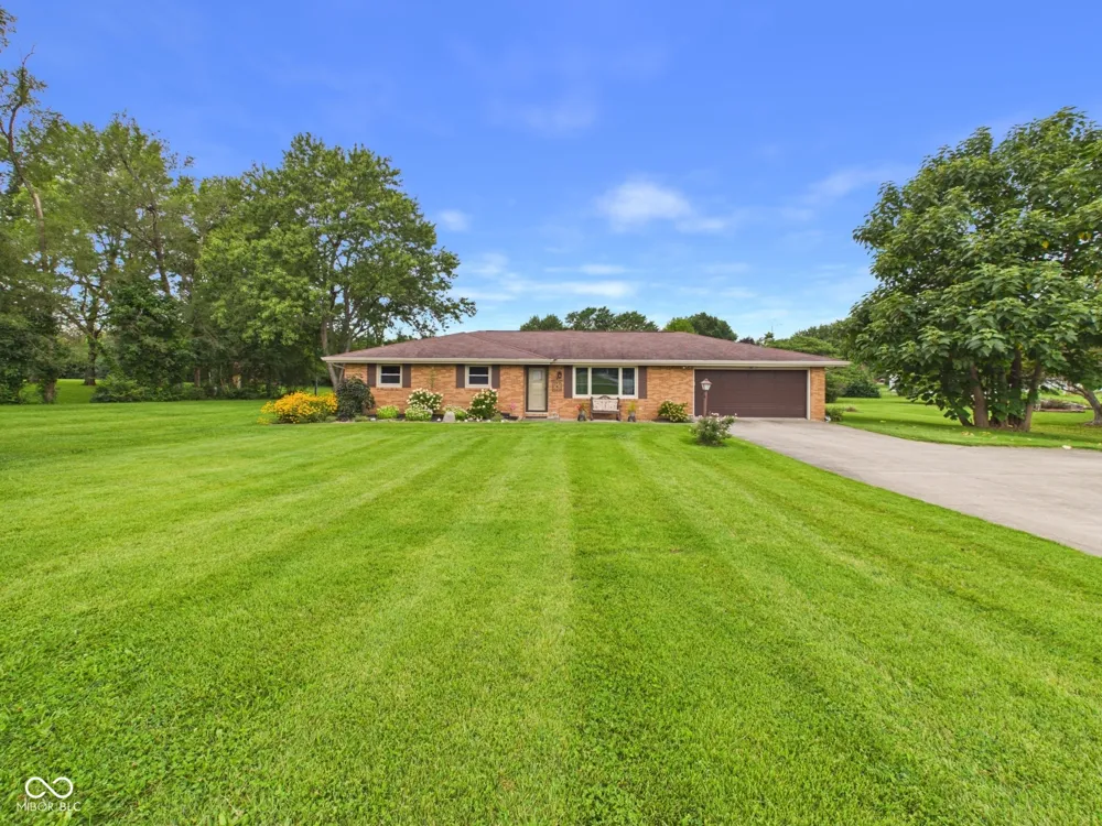 1311 400 E Anderson, IN 46012