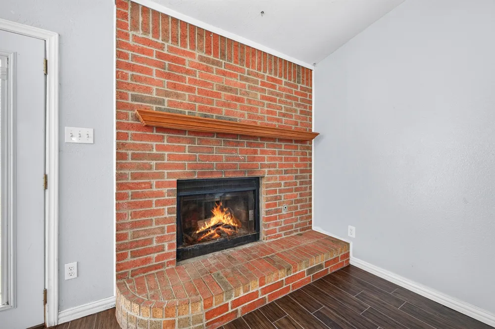 6401 Greenfield Court Watauga, TX 76148