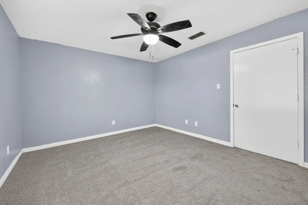 6401 Greenfield Court Watauga, TX 76148