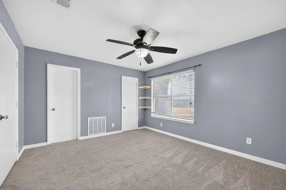 6401 Greenfield Court Watauga, TX 76148