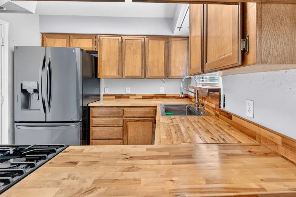 6401 Greenfield Court Watauga, TX 76148