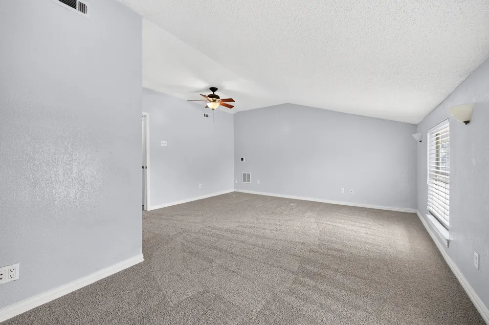 6401 Greenfield Court Watauga, TX 76148
