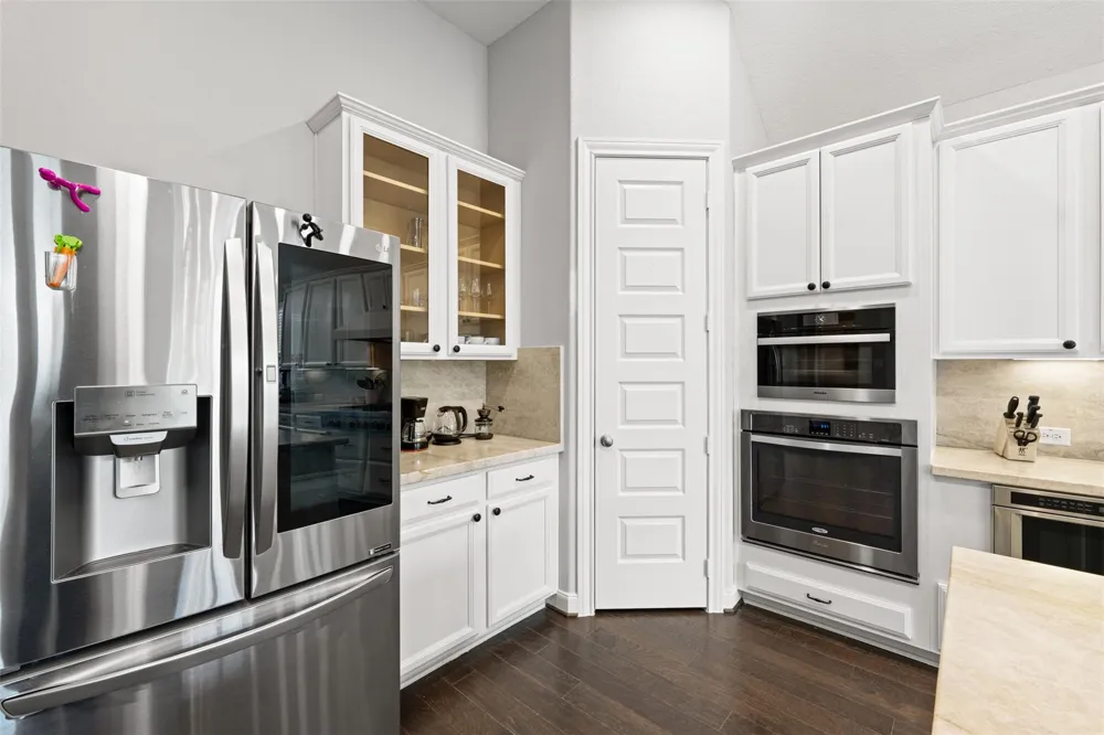 4519 Sterling Heights Lane Sugar Land, TX 77479