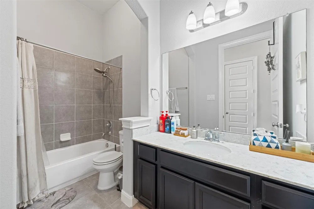 4519 Sterling Heights Lane Sugar Land, TX 77479