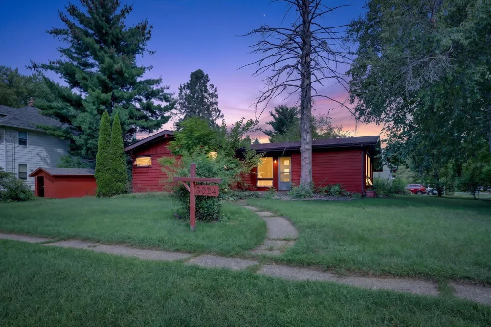 3024 Haskell Street Kalamazoo, MI 49006