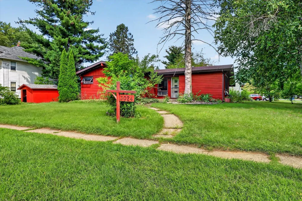 3024 Haskell Street Kalamazoo, MI 49006
