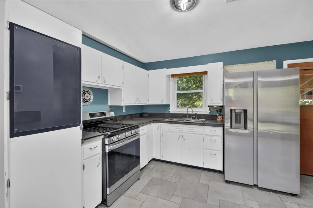 3024 Haskell Street Kalamazoo, MI 49006