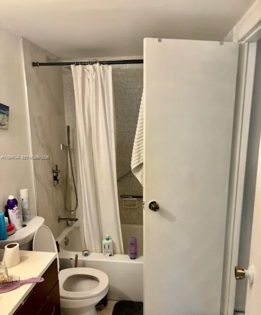 16465 SE 22nd Ave #406 North Miami Beach, FL 33160