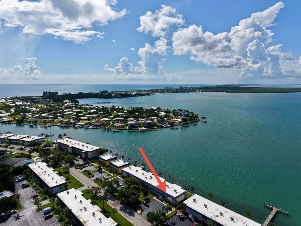 1177 Bayshore Drive #207 Fort Pierce, FL 34949