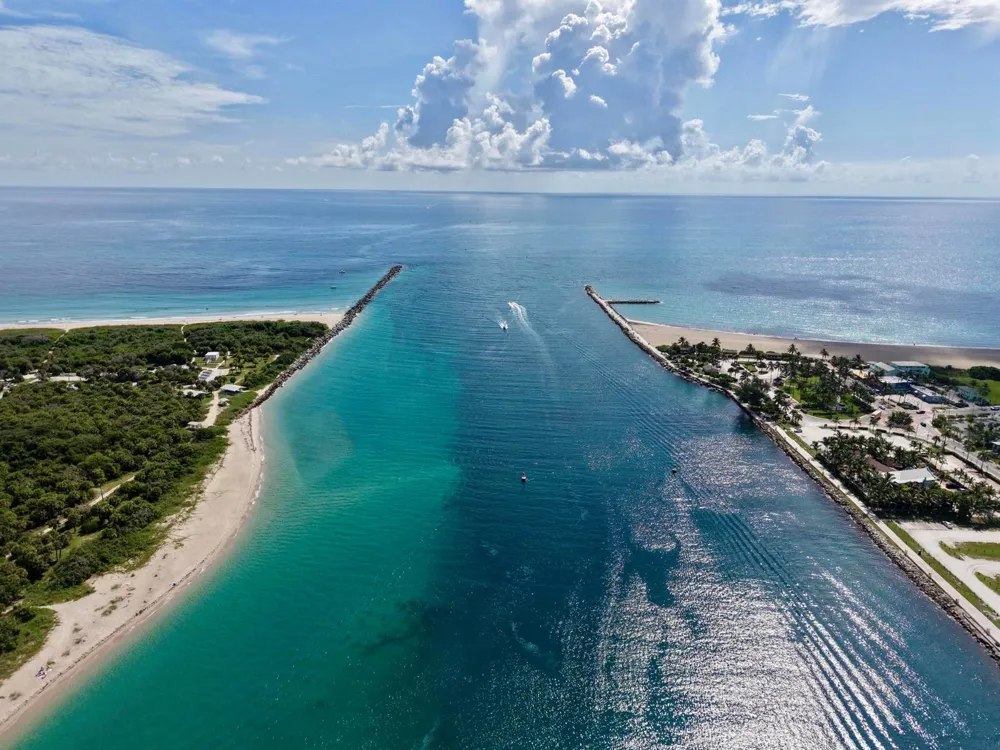 1177 Bayshore Drive #207 Fort Pierce, FL 34949