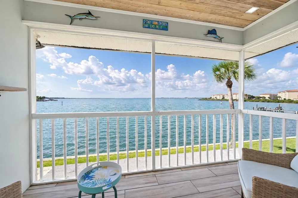 1177 Bayshore Drive #207 Fort Pierce, FL 34949