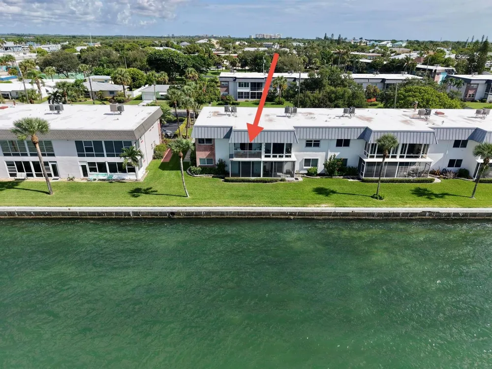 1177 Bayshore Drive #207 Fort Pierce, FL 34949