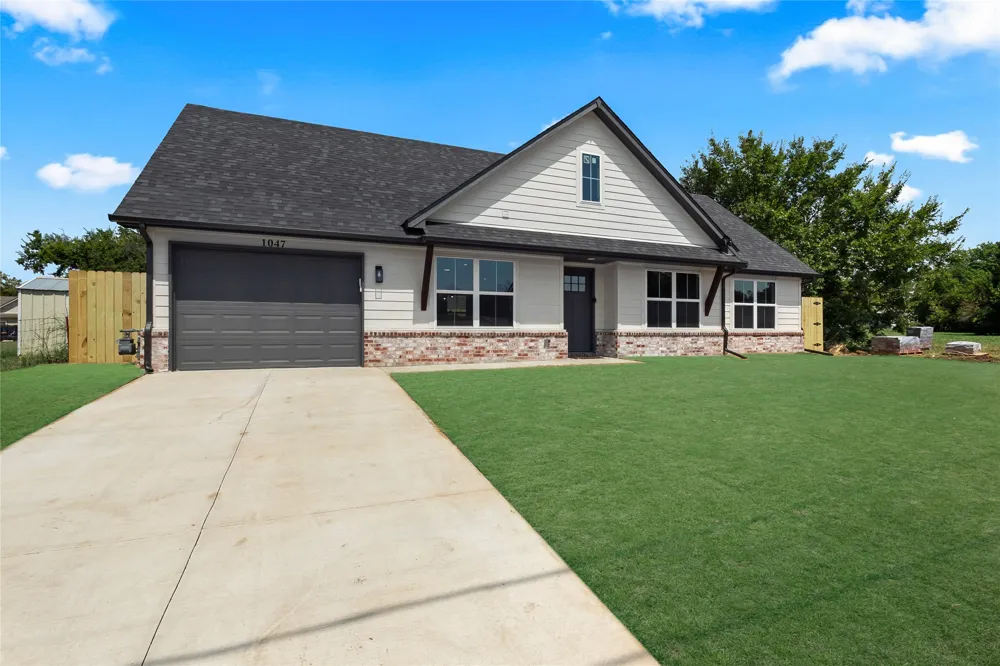 1047 E Young Street Tulsa, OK 74106