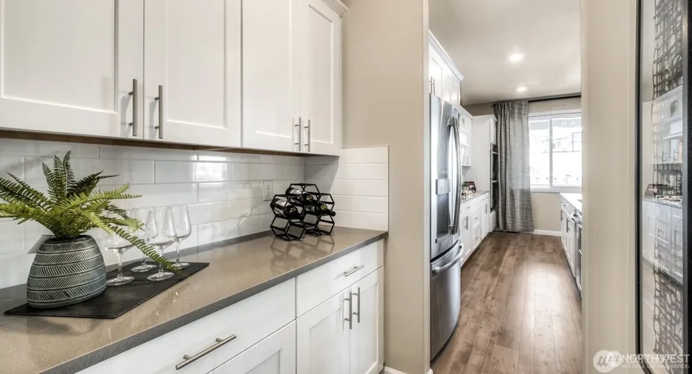 33241 Ctystal Avenue SE Black Diamond, WA 98010