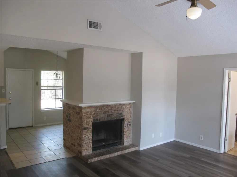 509 Algerita Drive #B Georgetown, TX 78628
