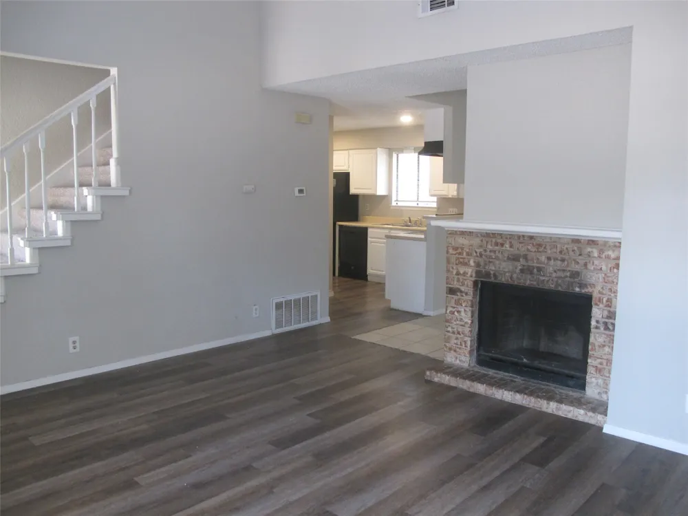 509 Algerita Drive #B Georgetown, TX 78628