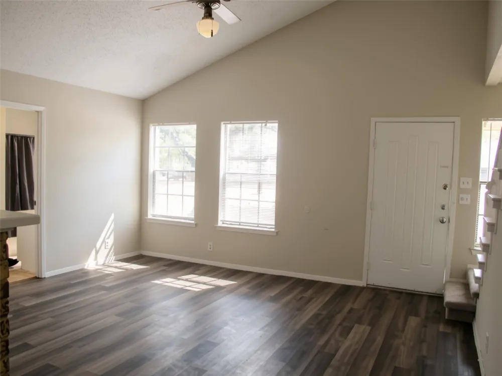 509 Algerita Drive #B Georgetown, TX 78628