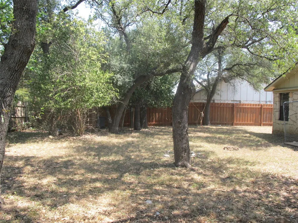 509 Algerita Drive #B Georgetown, TX 78628