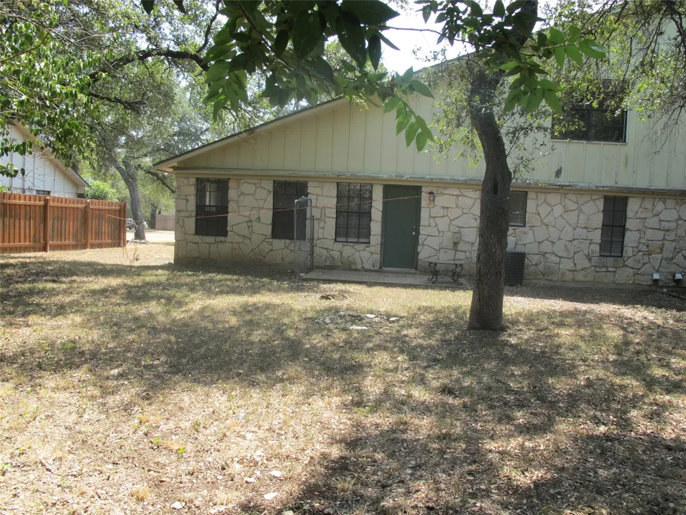 509 Algerita Drive #B Georgetown, TX 78628