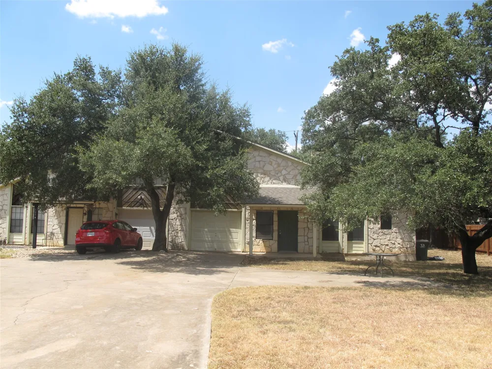 509 Algerita Drive #B Georgetown, TX 78628
