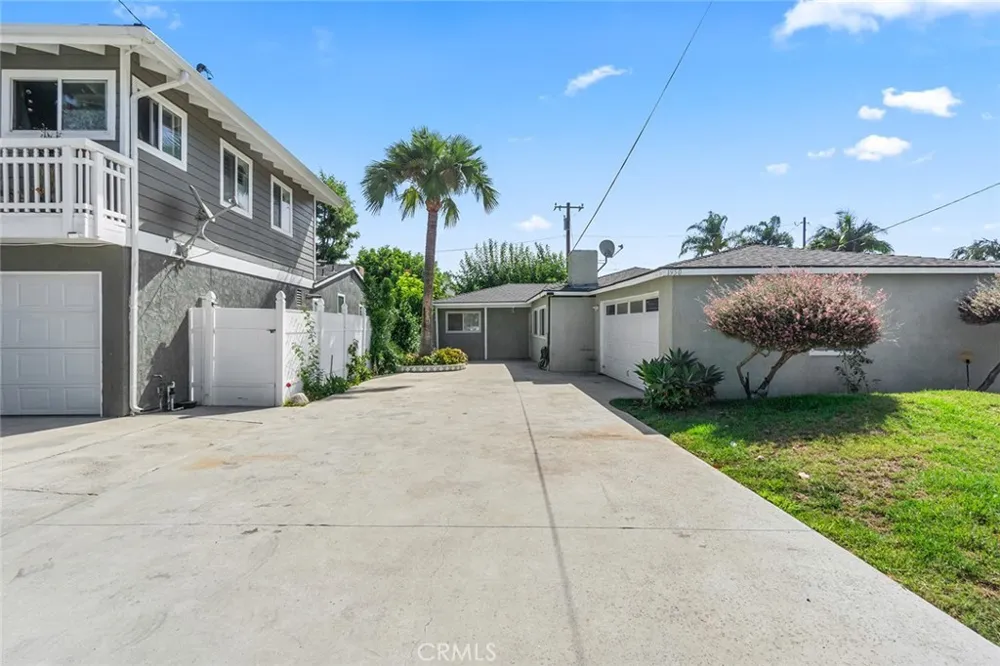 1950 Anaheim Costa Mesa, CA 92627