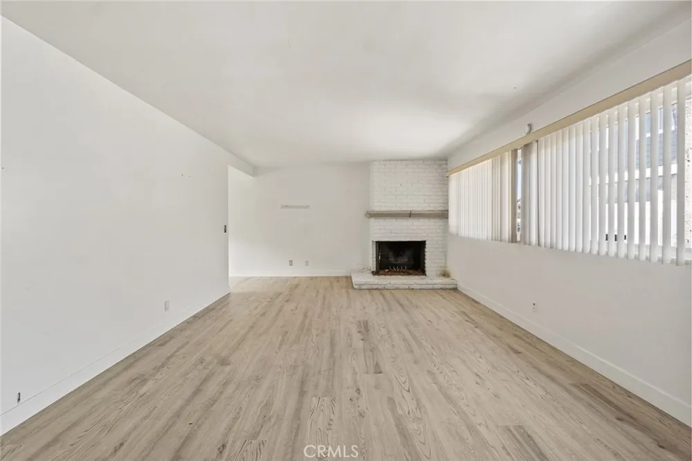 1950 Anaheim Costa Mesa, CA 92627