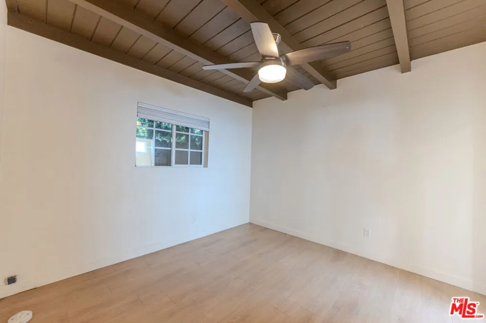 837 Sunset Avenue Venice, CA 90291