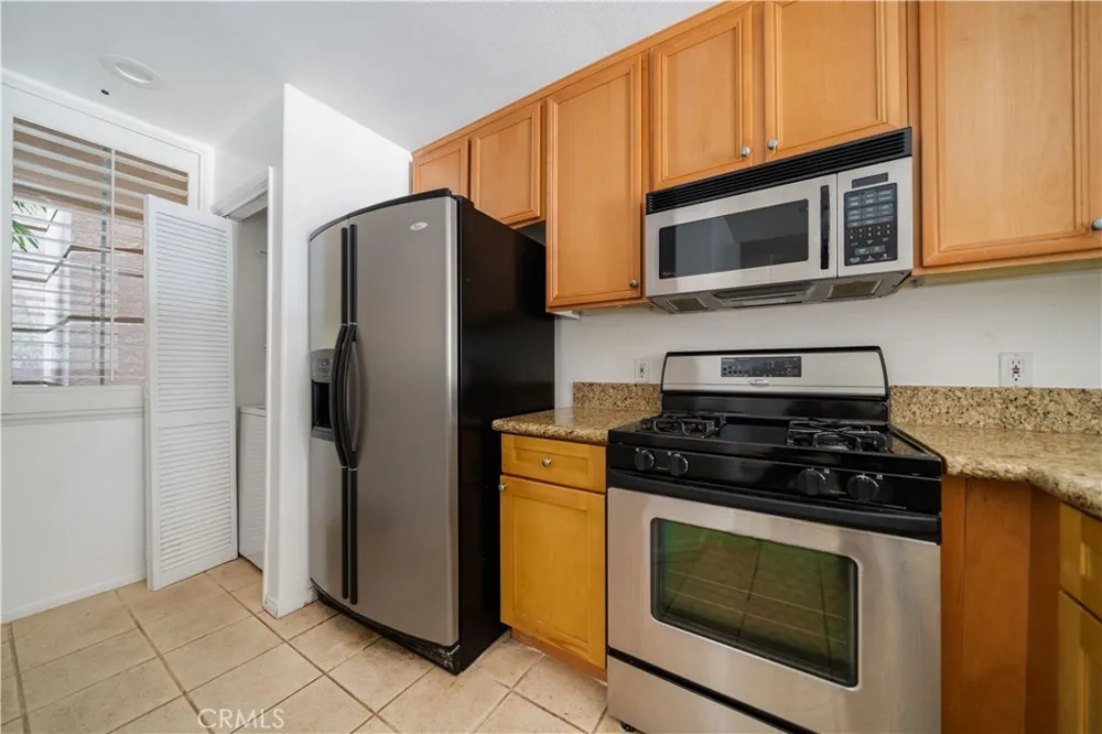 13075 Pacific Promenade #109 Playa Vista, CA 90094