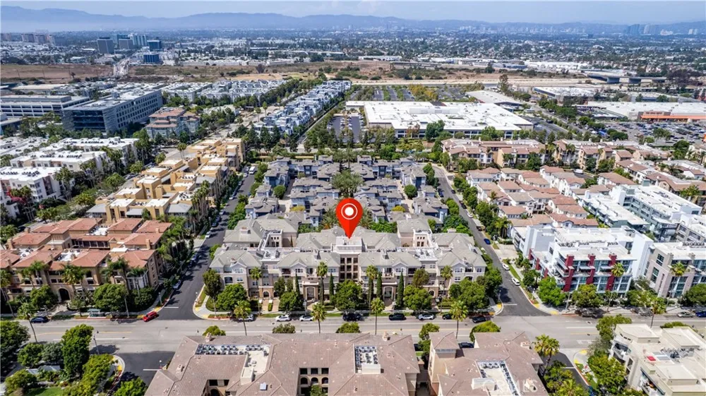 13075 Pacific Promenade #109 Playa Vista, CA 90094