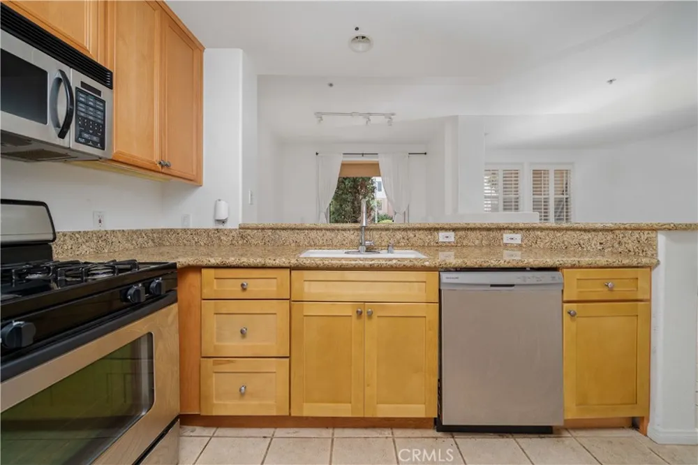 13075 Pacific Promenade #109 Playa Vista, CA 90094