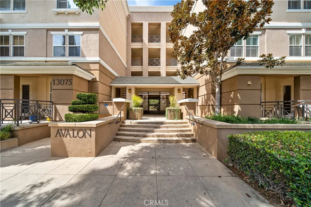 13075 Pacific Promenade #109 Playa Vista, CA 90094