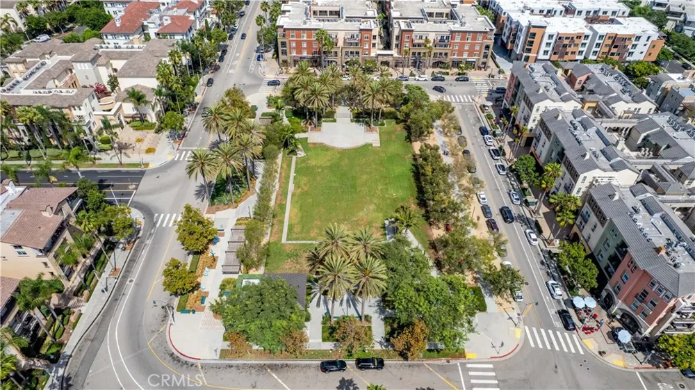 13075 Pacific Promenade #109 Playa Vista, CA 90094