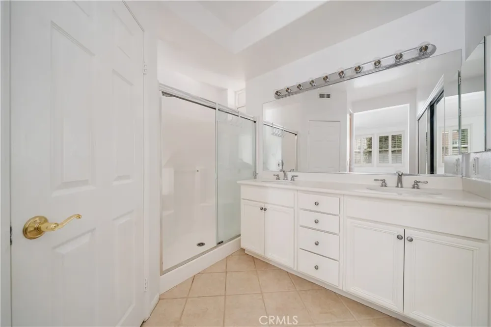 13075 Pacific Promenade #109 Playa Vista, CA 90094