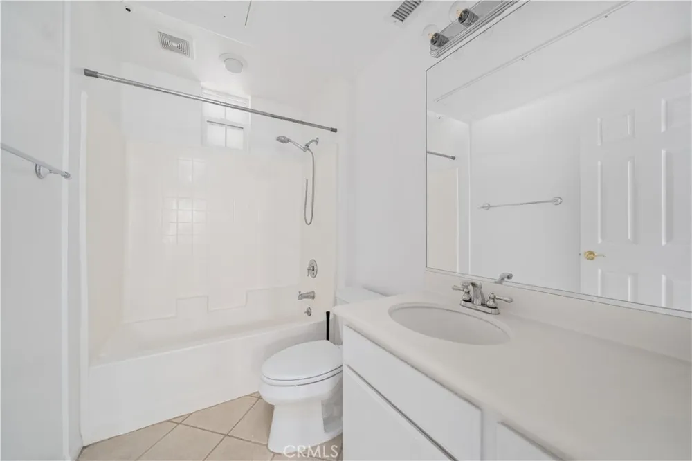 13075 Pacific Promenade #109 Playa Vista, CA 90094