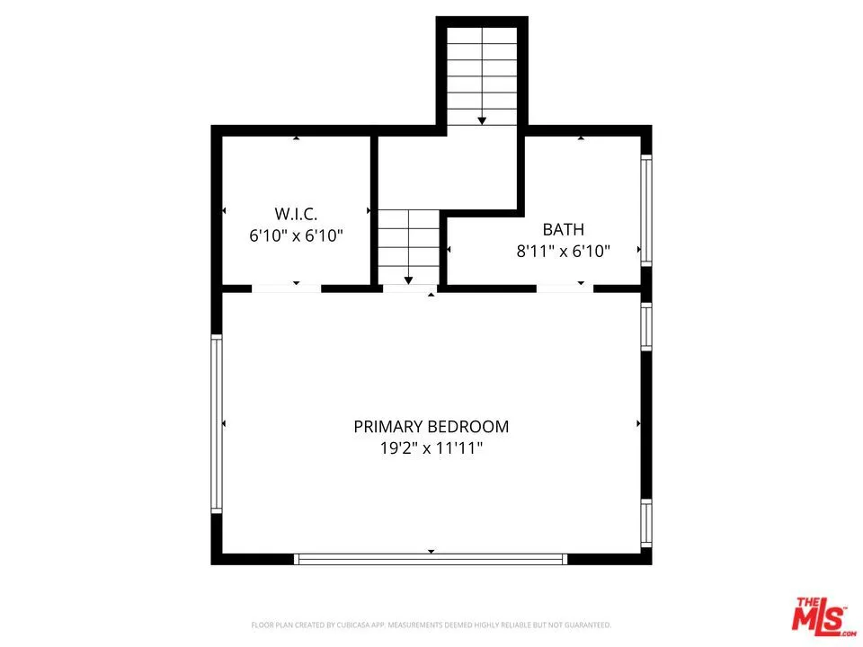 4645 Petit Avenue Encino, CA 91436