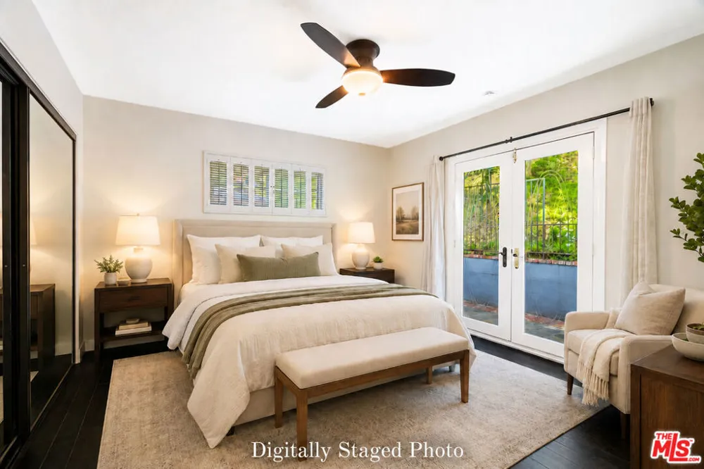 4645 Petit Avenue Encino, CA 91436