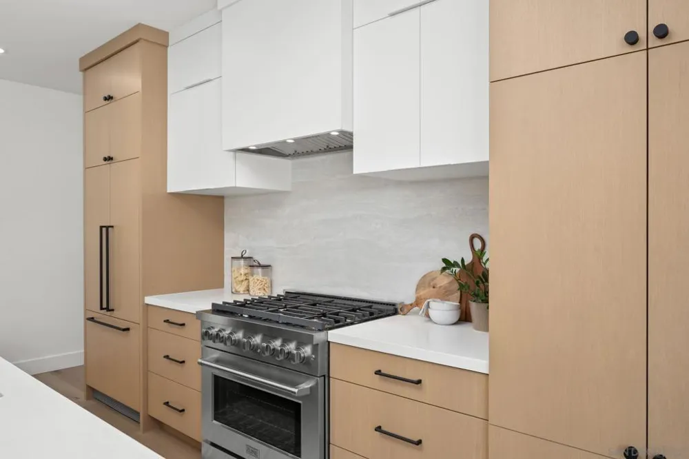 2861 Burgener San Diego, CA 92110