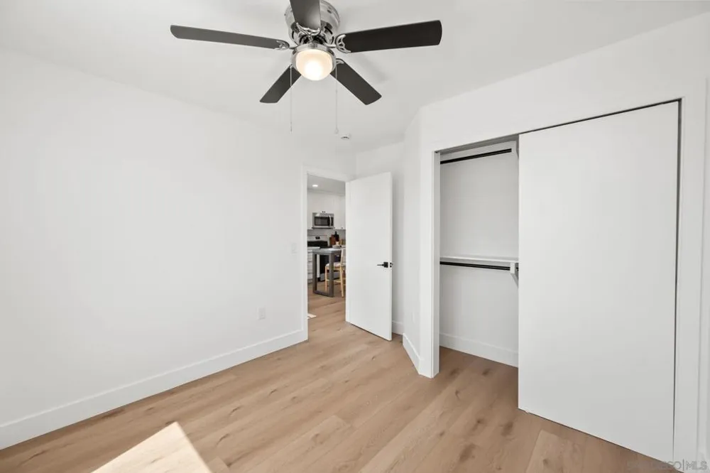 2861 Burgener San Diego, CA 92110